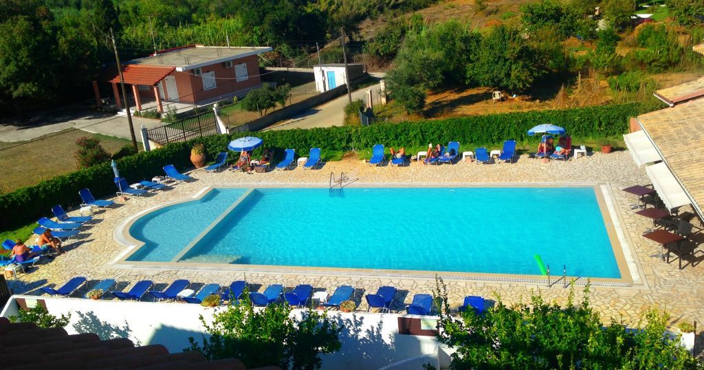 Bruskos Hotel